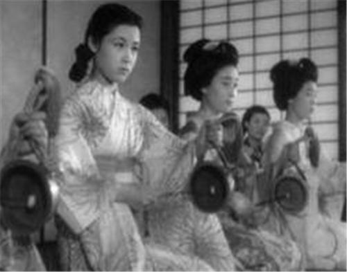 抗日时，日本女人有多坏？看到这些，终于明白原子弹下无冤魂